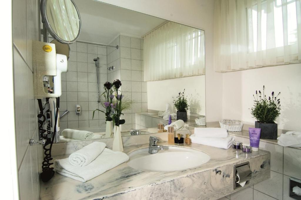Hotel Logotel 3*
